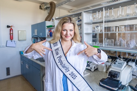 2026_01_12_Kubiskova_box